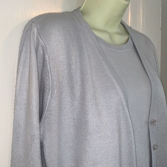Yarnworks light gray sewn together sweater set - Picture 5 of 10